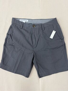 Amazon Essentials Men's‎ Charcoal Flat-Front Chino Shorts